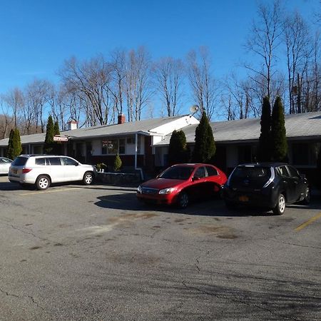 Budget Motor Inn- Mahopac المظهر الخارجي الصورة